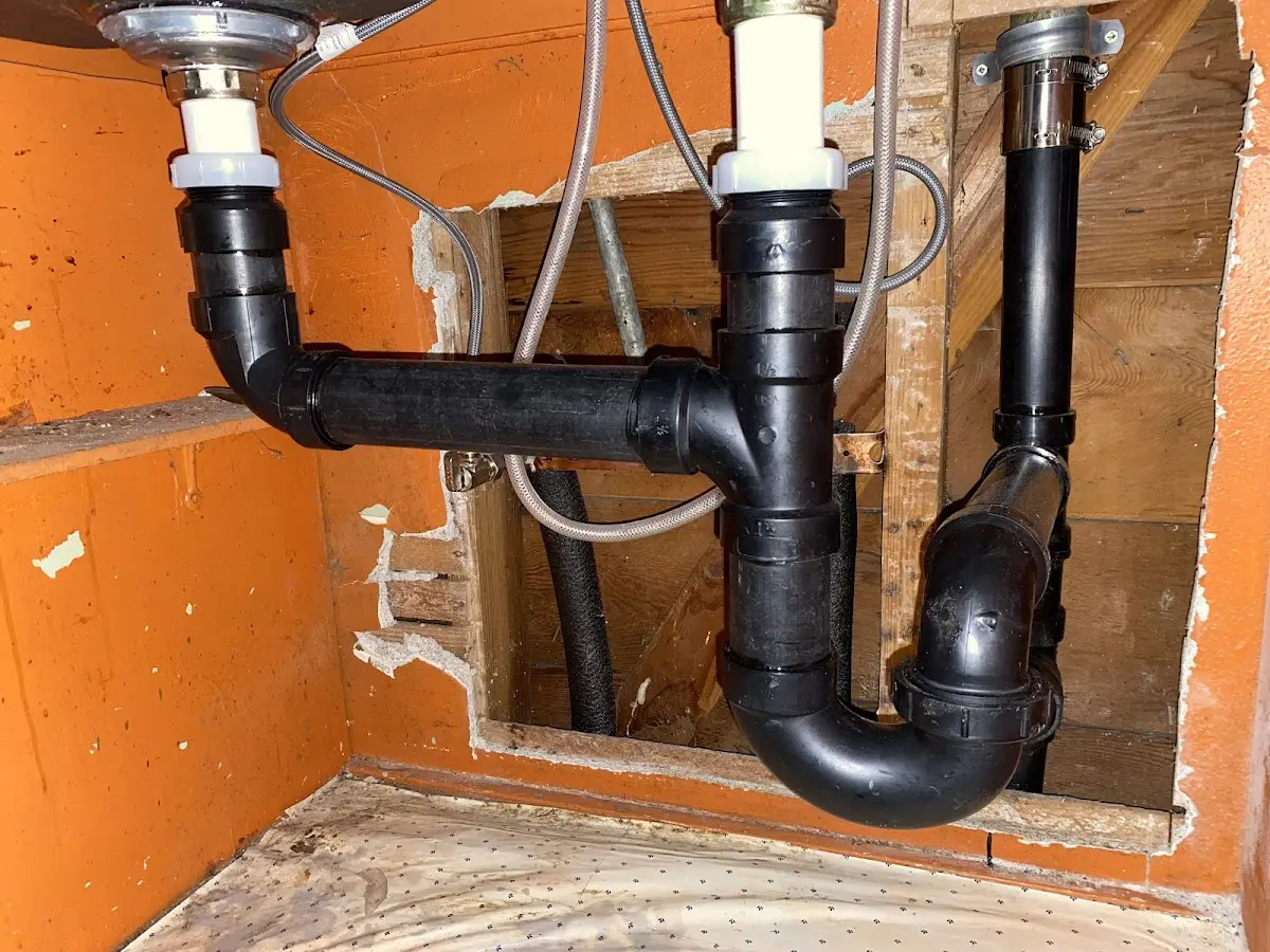Professional Pipe Bursting equipment and tools on the job in Edgewood